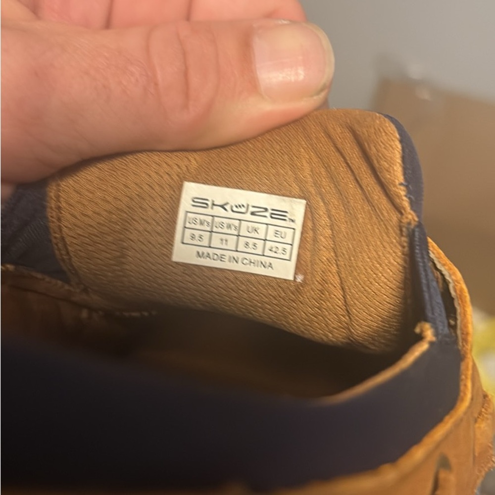 Skeze Tan and Navy Shoes